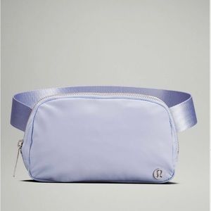 NWT Lululemon Everywhere Belt Bag Pastel Blue
